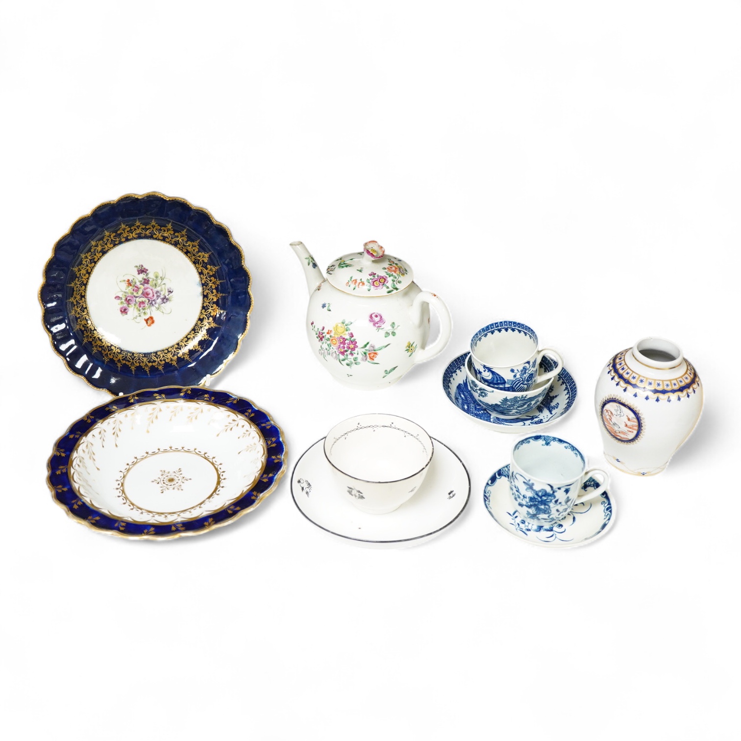 18th century tableware to include Chamberlains Worcester dish and blue and white Worcester teacups, largest 14cm high